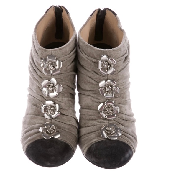 Chanel Unique Gray Suede Cap Toe Camellia Flower Booties 36 1/2 - Picture 3 of 13